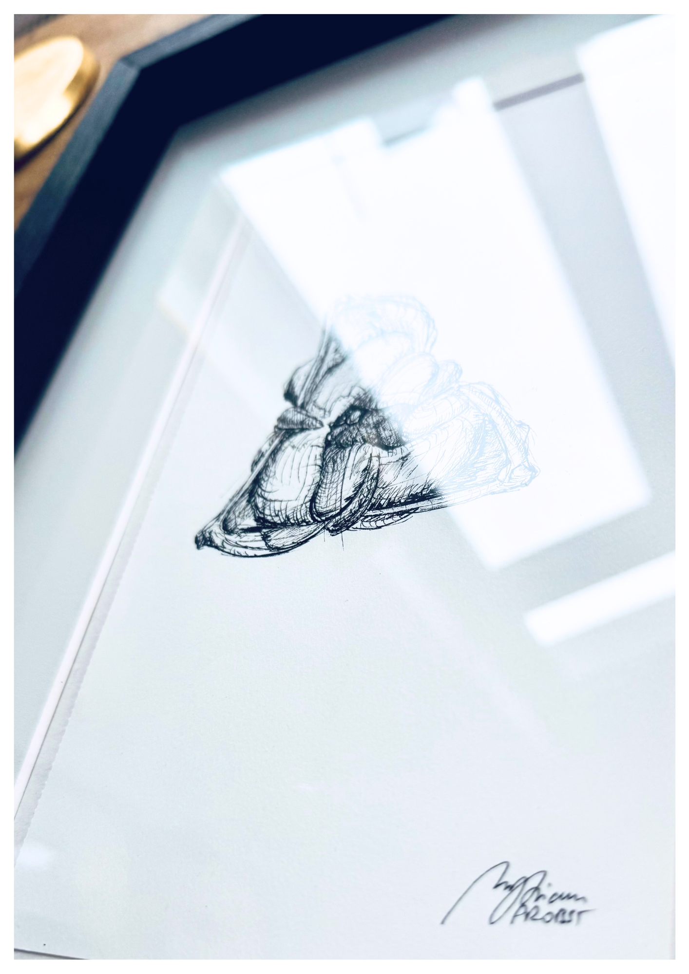 Lily in Lines "First Unfurl - Erstes Entfalten" | ORIGINAL Zeichnung im Passepartout-Rahmen