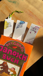 Lesezeichen im Umschlag-Design