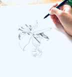 Lily in Lines "Lingering Lily - Verweilende Lilie" | 4x4 Fine-Art-Print